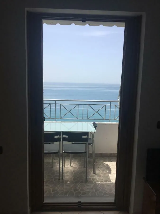 בית הארחה Qeparo Antonio Rooms