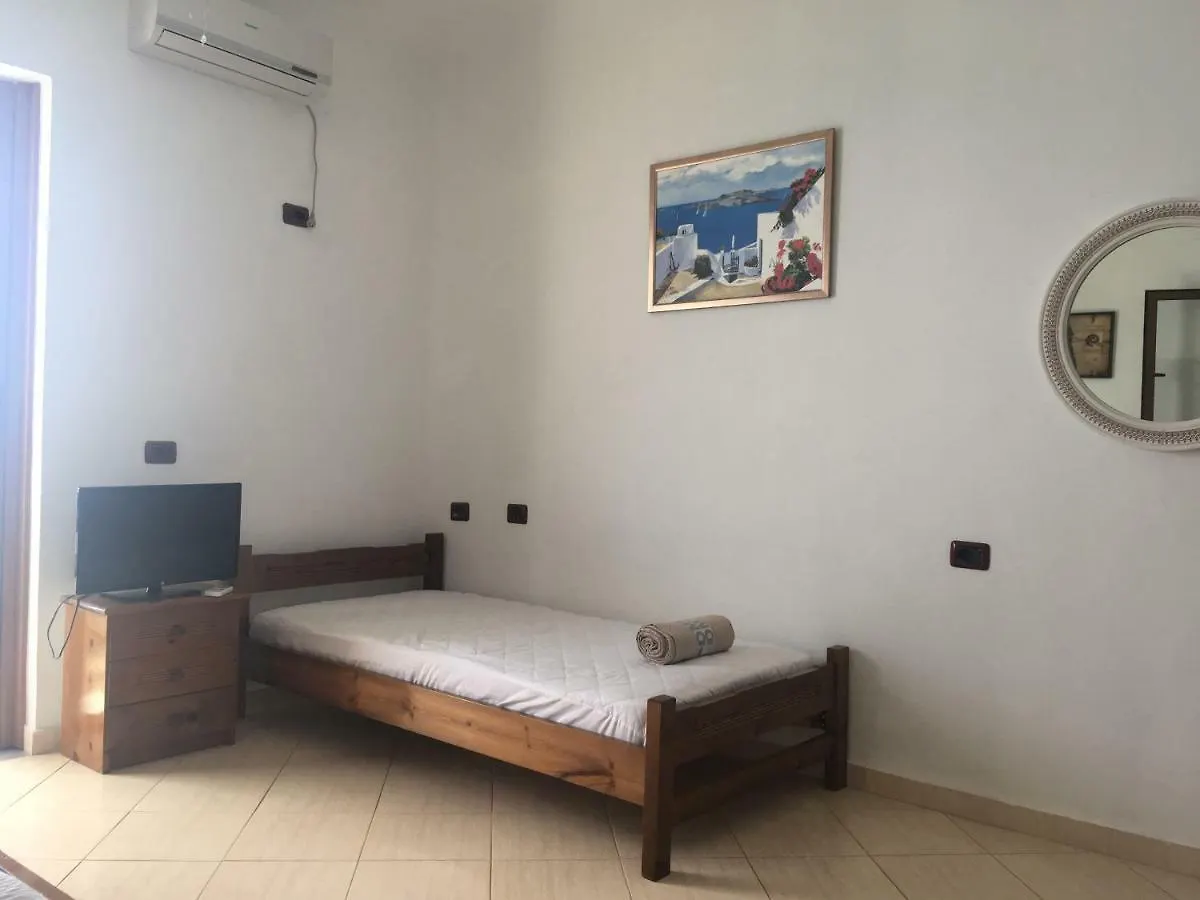 בית הארחה Qeparo Antonio Rooms