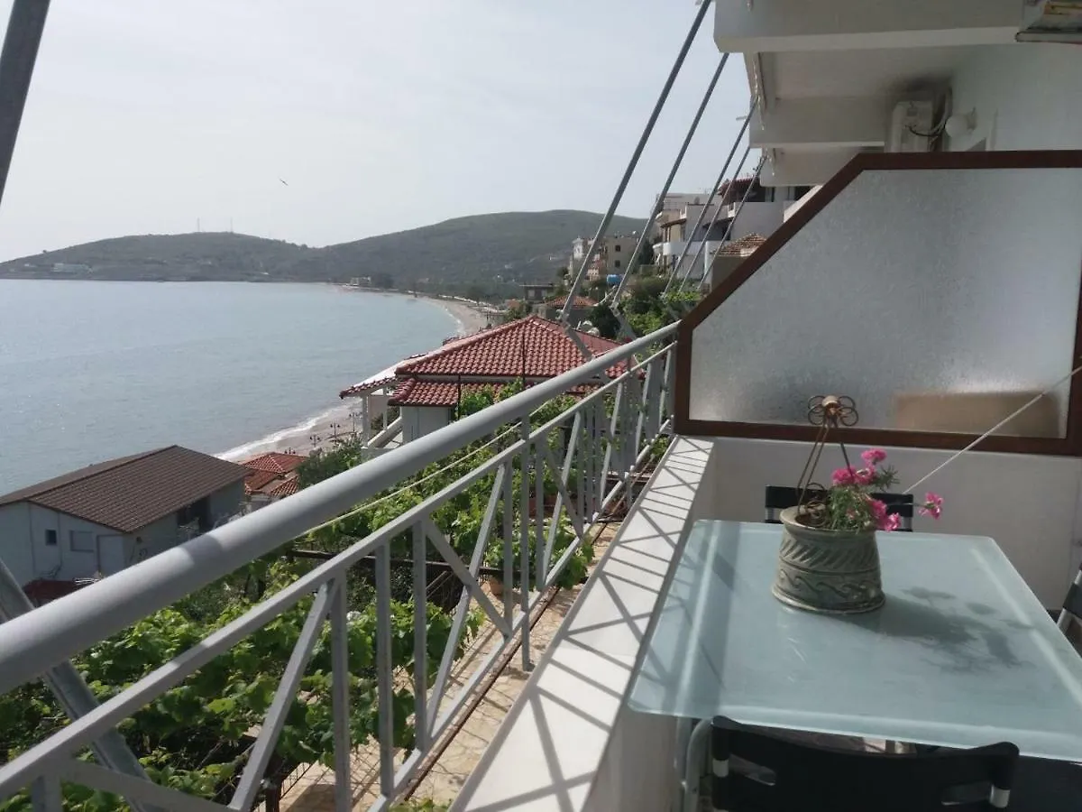 Qeparo Antonio Rooms Guest house
