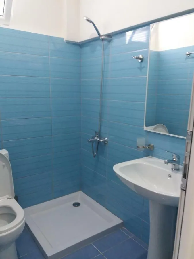 Qeparo Antonio Rooms Guest house